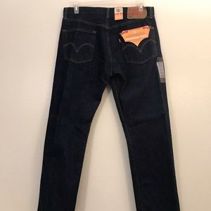 Levi’s 501 straight cut jeans button-fly